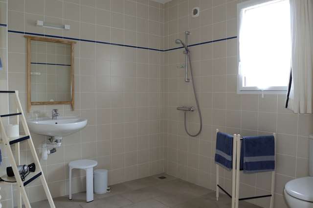 Seaside bedroom the wetoom